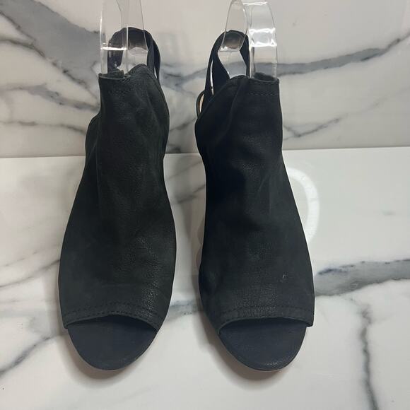 Vince Camuto | Women's Minimalist Black Nubuck Leather Edora Booties Sz 8.5 - Picture 3 of 8